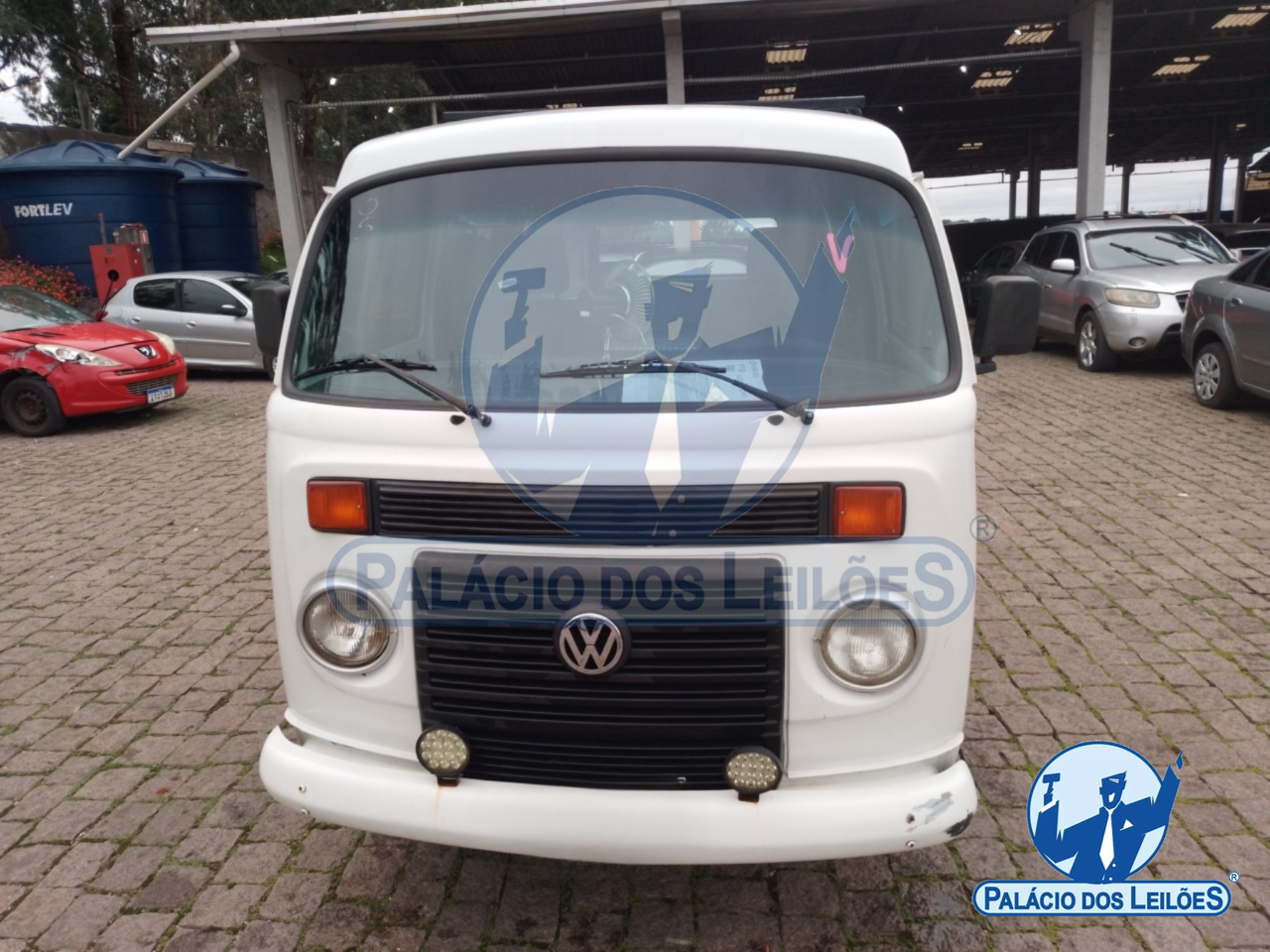 LOTE 12 VW/KOMBI FURGAO FLEX 2013/2014 