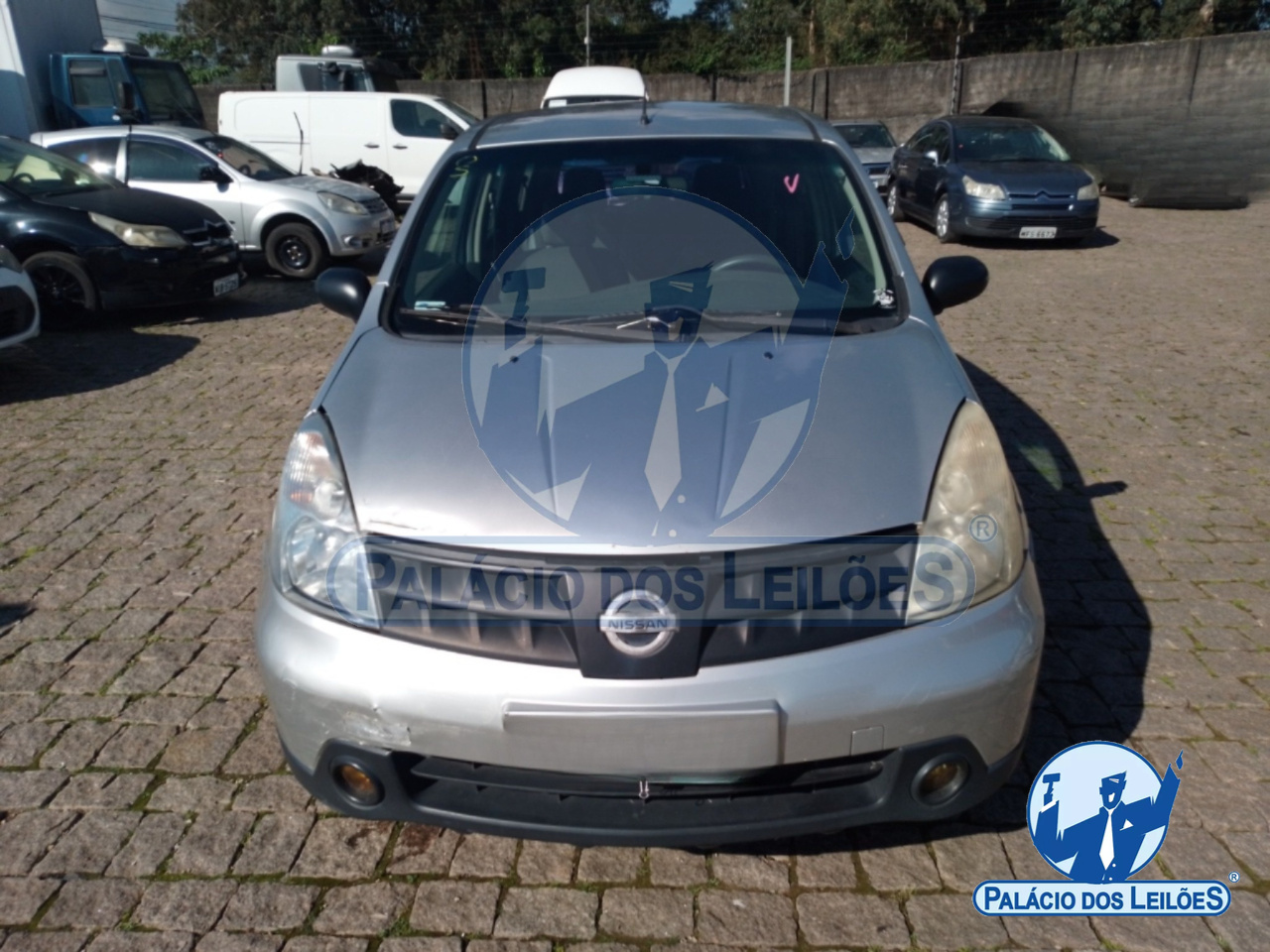 LOTE 30 NISSAN/LIVINA 16S FLEX 2010/2011 